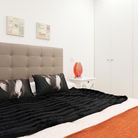 For You Rentals New Design Apartment Temporal Puerta Del Sol Pre10C Madrid Bagian luar foto