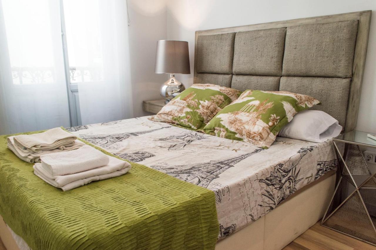 For You Rentals New Design Apartment Temporal Puerta Del Sol Pre10C Madrid Bagian luar foto
