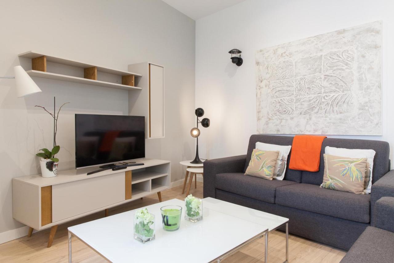 For You Rentals New Design Apartment Temporal Puerta Del Sol Pre10C Madrid Bagian luar foto