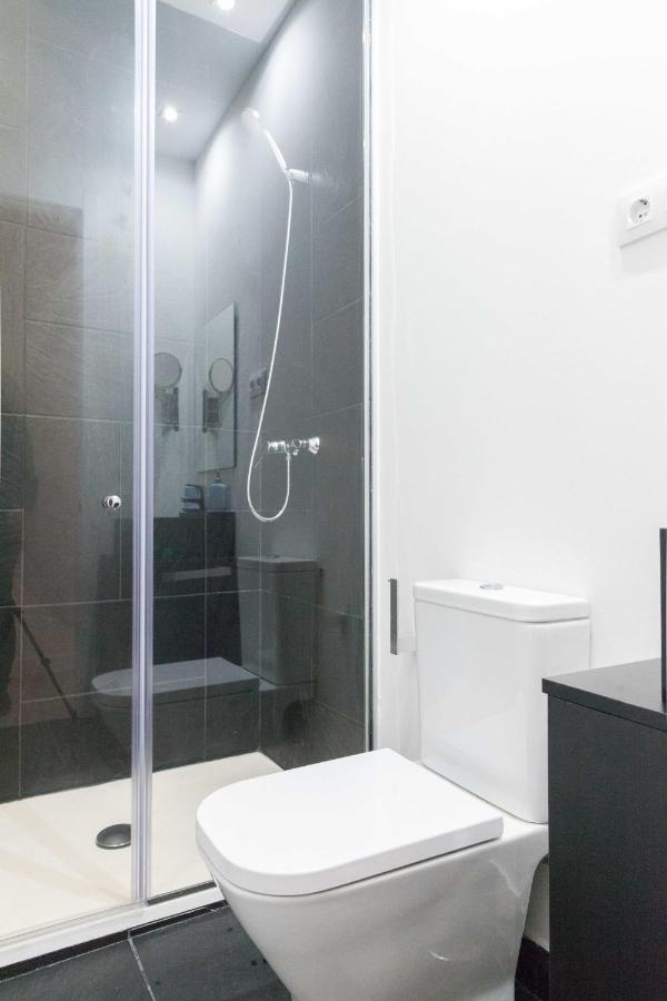 For You Rentals New Design Apartment Temporal Puerta Del Sol Pre10C Madrid Bagian luar foto