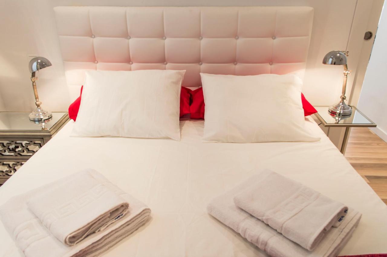 For You Rentals New Design Apartment Temporal Puerta Del Sol Pre10C Madrid Bagian luar foto