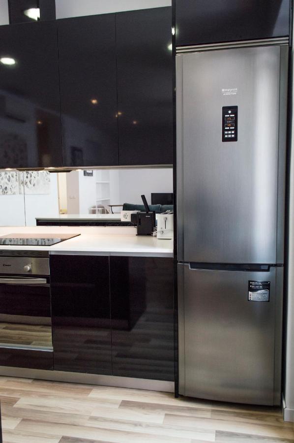 For You Rentals New Design Apartment Temporal Puerta Del Sol Pre10C Madrid Bagian luar foto