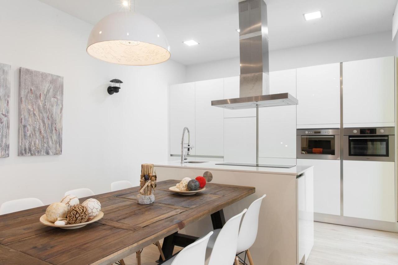 For You Rentals New Design Apartment Temporal Puerta Del Sol Pre10C Madrid Bagian luar foto